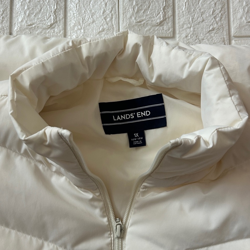 Lands' End Cream Puffer Down Vest. Size 1X